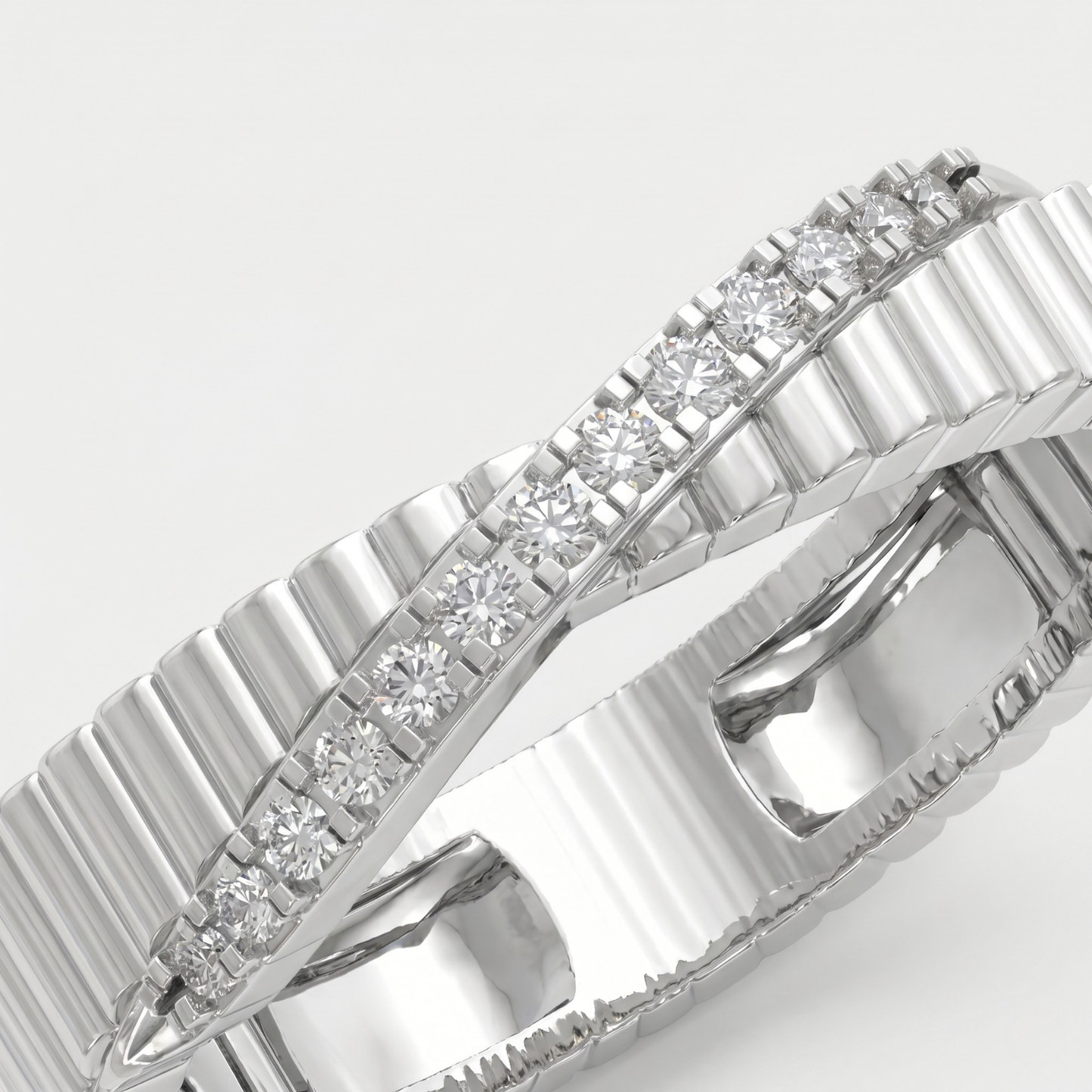 Elegant Textured Diamond Ring